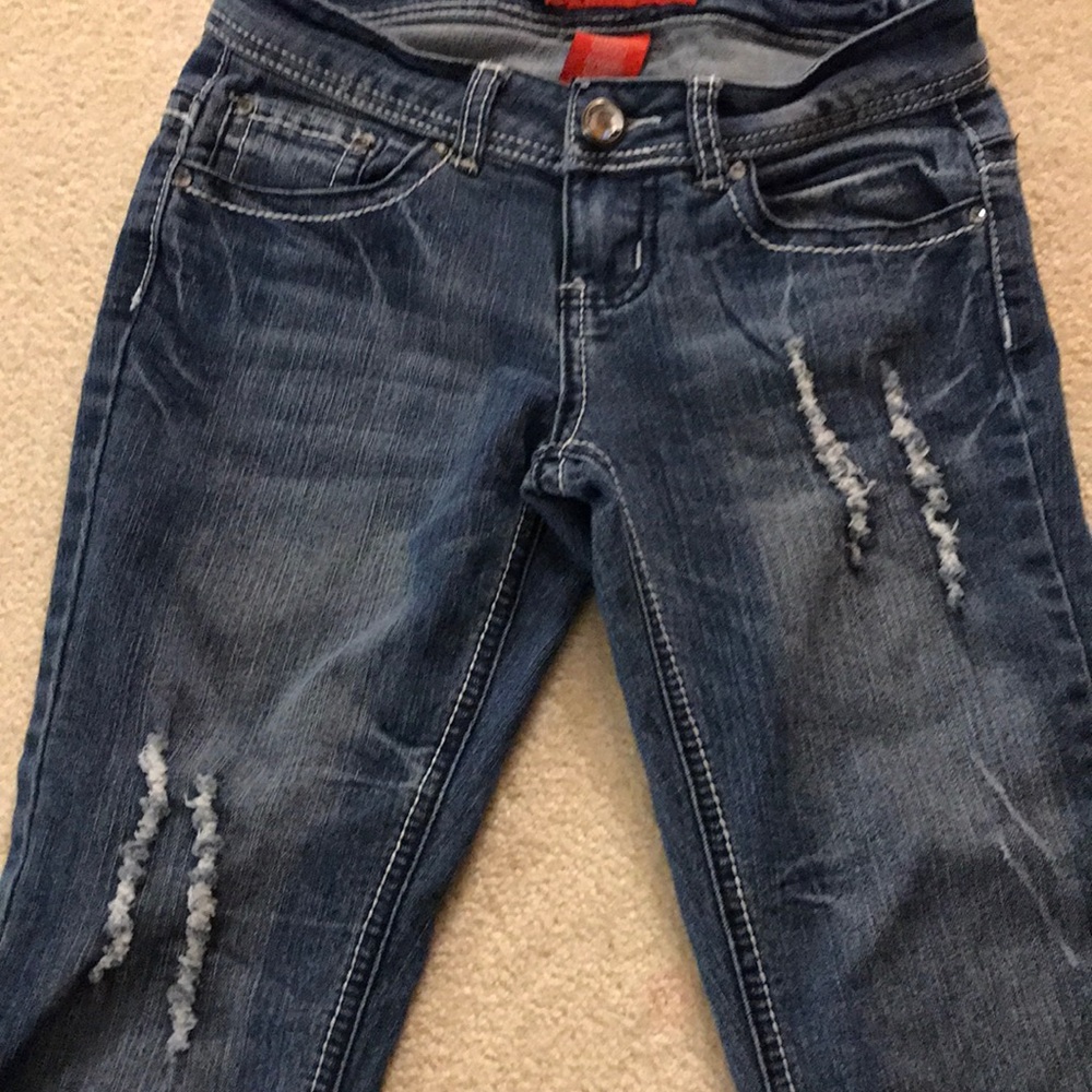🔥 Red Rivet Jeans - Picture 3 of 7